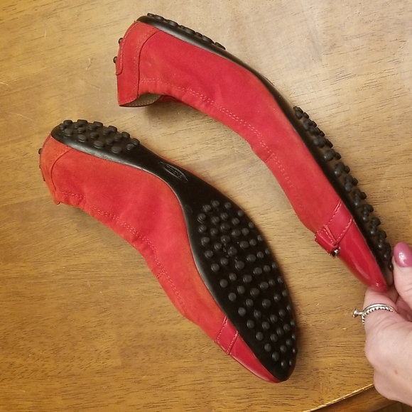 LIVING YOUR BEST LIFE❣️Red Tod's Shoes - Picture 5 of 10